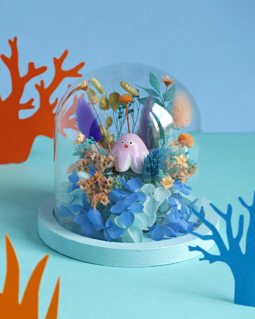 The octopus and the turquoise abyss